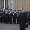 Charlie Hebdo saldırısında ölen polislere tören Charlie Hebdo saldırısında ölen polislere tören