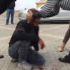 Kardeşinin katilini sokak ortasında bıçakladı Kardeşinin katilini sokak ortasında bıçakladı