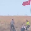 Türk bayrağını indirmeye çalışan hain tutuklandı