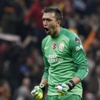 Muslera şansını bir kez daha deneyecek