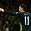 İngiltere'nin yeni fenomeni Mesut Özil