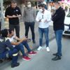 Yayaya yol veren motosikletli kuryeye, arkadan gelen otomobil çarptı Yayaya yol veren motosikletli kuryeye, arkadan gelen otomobil çarptı