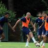 Fenerbahçe pas ve şut çalıştı Fenerbahçe pas ve şut çalıştı