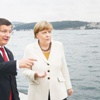 Merkel geldi iş değişti Merkel geldi iş değişti