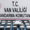 Van'da jandarma ekiplerince 14 kilogram metamfetamin ele geçirildi Van'da jandarma ekiplerince 14 kilogram metamfetamin ele geçirildi