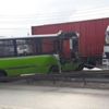 Kaçak yapı yıkımında arbede Kaçak yapı yıkımında arbede
