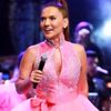 Demet Akalın, Harbiye konserinin gelirini Mehmetçik ... Demet Akalın, Harbiye konserinin gelirini Mehmetçik ...
