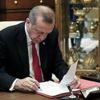 Erdoğan ın imzasıyla Atatürk Havalimanı nda isim değişikliği ... Erdoğan ın imzasıyla Atatürk Havalimanı nda isim değişikliği ...