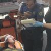 6 yaşındaki kızlarının gözü önünde eşini darp etti