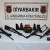 Diyarbakır'da cephanelik yakalandı Diyarbakır'da cephanelik yakalandı