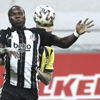 Beşiktaş'tan Aboubakar'a yeni sözleşme Beşiktaş'tan Aboubakar'a yeni sözleşme