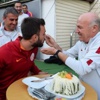 G.Saray'da sürpriz doğum günü