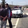 Adıyaman da otomobiller çarpıştı: 3 yaralı Adıyaman da otomobiller çarpıştı: 3 yaralı