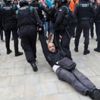Barcelona sokakları savaş alanına döndü
