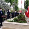 Vali Şahin den şehitlik ziyaretleri Vali Şahin den şehitlik ziyaretleri