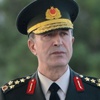 Hulusi Akar tatilde miydi? Hulusi Akar tatilde miydi?