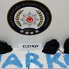 Samsun'da 2 bin 604 adet uyuşturucu hap ele geçirildi Samsun'da 2 bin 604 adet uyuşturucu hap ele geçirildi