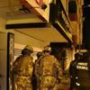 SON DAKİKA: İstanbul'da zehir tacirlerine şafak baskını: Çok sayıda şüpheli yakalandı