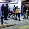 Son dakika: İzmir'de gece yarısı çıkan kavgada kan aktı! 1'i ağır 2 kişi yaralandı