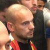 Sneijder dedikodulara son noktayı koydu: Kalıyorum