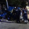 Otomobil, önce yaya sonra direğe çarptı 1 ölü 4 yaralı