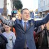 Halk Gökmen’i bağrına bastı