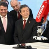 Gabriel 6. salonun açılışını yaptı Gabriel 6. salonun açılışını yaptı
