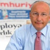 Utku Çakırözer, Cumhuriyet Genel Yayın Yönetmenliği’nden alındı!
