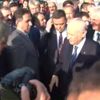 Devlet Bahçeli partililer tarafından Çamlıca gişelerinde ... Devlet Bahçeli partililer tarafından Çamlıca gişelerinde ...