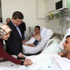 Başbakan Davutoğlu'ndan hastane ziyareti