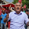 Şehit ailelerinden HDP'li yöneticiye protesto Şehit ailelerinden HDP'li yöneticiye protesto