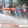 Hasan Ferit Gedik davası için adliye önünde toplanan gruba müdahale Hasan Ferit Gedik davası için adliye önünde toplanan gruba müdahale