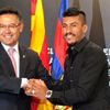 Barcelona Paulinho'yu resmen açıkladı