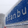 TIR devrildi, TEM'in İstanbul yönü ulaşıma kapand