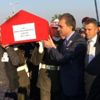 Şehit er, son yolculuğuna uğurlandı (2) Şehit er, son yolculuğuna uğurlandı (2)