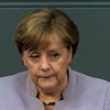 Merkel'in popülaritesi düştü Merkel'in popülaritesi düştü