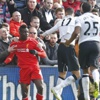 Taraftarlar Balotelli'yi zor tuttu! Taraftarlar Balotelli'yi zor tuttu!