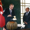 Cumhurbaşkanı Erdoğan muhtarlara aşure ikram etti Cumhurbaşkanı Erdoğan muhtarlara aşure ikram etti