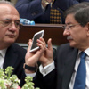 AKP grubunda onu aradı AKP grubunda onu aradı