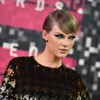 2015 MTV Video Müzik Ödülleri'nin kazananı Taylor Swift