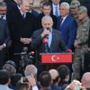 Yıldırım vatandaşı Kürtçe selamladı