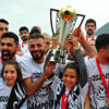 Manisa FK şampiyonluk kupasını kaldırdı Manisa FK şampiyonluk kupasını kaldırdı