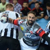 Beşiktaş'tan Mersin'e fark Beşiktaş'tan Mersin'e fark