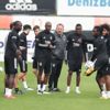 Beşiktaş savunmasında büyük kriz! Beşiktaş savunmasında büyük kriz!