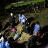 Peru'daki tur otobüsü yuvarlandı Peru'daki tur otobüsü yuvarlandı