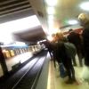 Trenin önüne atlayarak intihar etti Trenin önüne atlayarak intihar etti
