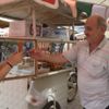 Sındırgı pazarlarının 'Tatlıcı Ali Dayı'sı Sındırgı pazarlarının 'Tatlıcı Ali Dayı'sı