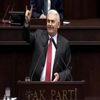 Başbakan Yıldırım, bozkurt işareti yapmasının nedenini açıkladı