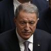 Bakan Akar'dan yeni askerlik sistemi açıklaması Bakan Akar'dan yeni askerlik sistemi açıklaması