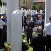 Davutoğlu'ndan Anlamlı Ziyaret Davutoğlu'ndan Anlamlı Ziyaret